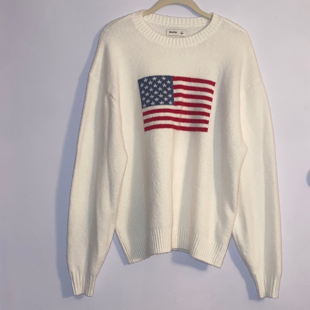 Women’s White Crewneck Sweater with American Flag — Hollister S (small)